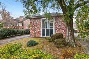 3668 Kingsboro Rd NE, Atlanta, GA 30319 - Photo 5