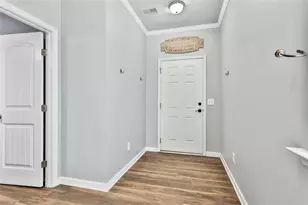 233 Merritt Cir, Newnan, GA 30263 - Photo 9