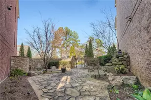 6060 City Walk Ln, Atlanta, GA 30328 - Photo 25