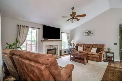 5505 Riverchase Drive, Flowery Branch, GA 30542 - Photo 9