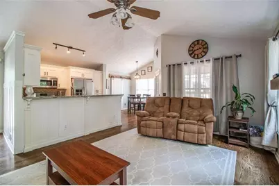 5505 Riverchase Drive, Flowery Branch, GA 30542 - Photo 7