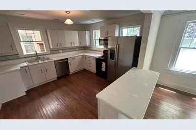 284 Lakeview Avenue NE, Atlanta, GA 30305 - Photo 7