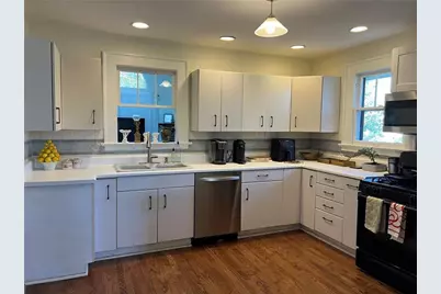 284 Lakeview Avenue NE, Atlanta, GA 30305 - Photo 9