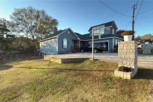 701 J D Parham Dr, Manchester, GA 31816 - Photo 1