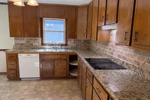 1251 Halter Ln, Lithonia, GA 30058 - Photo 5