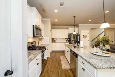 5193 Parkwood Drive, Flowery Branch, GA 30542 - Photo 13