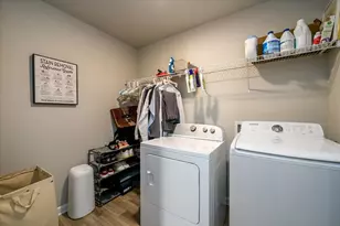 5193 Parkwood Dr, Flowery Branch, GA 30542 - Photo 35