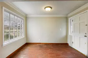 1093 Enota Ave NE, Gainesville, GA 30501 - Photo 3