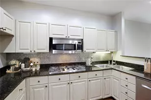 5264 Brooke Ridge Dr, Dunwoody, GA 30338 - Photo 11