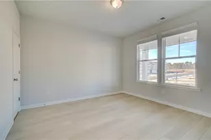 760 Marlin Dr, Loganville, GA 30045 - Photo 3