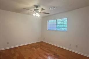 6354 Shannon Pkwy, Union City, GA 30291 - Photo 13