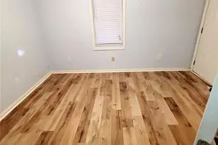 1130 Lee Whatley Dr, Lithonia, GA 30058 - Photo 3