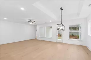 258 Strawberry Ln, Woodstock, GA 30189 - Photo 7