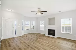 390 Brookview Dr, Riverdale, GA 30274 - Photo 3