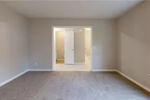 460 Oakland Ridge Ct, Lawrenceville, GA 30044 - Photo 5