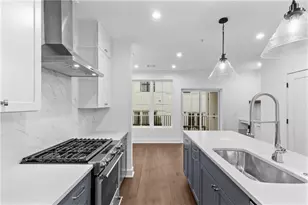 201 New St, Decatur, GA 30030 - Photo 9