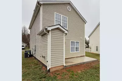 1607 Hallmark Hills Drive, Griffin, GA 30223 - Photo 5