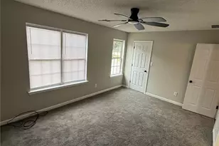 1607 Hallmark Hills Dr, Griffin, GA 30223 - Photo 19