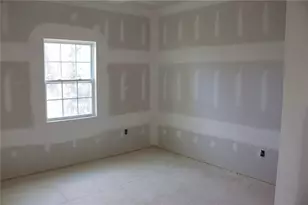 2258 Fernwood Dr, Atlanta, GA 30344 - Photo 11