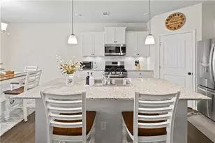 6755 Scarlet Oak Way, Flowery Branch, GA 30542 - Photo 7