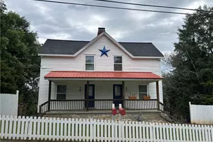 48 Quarry St, Gainesville, GA 30501 - Photo 1