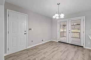 631 Saddlewood Dr, Lawrenceville, GA 30043 - Photo 11