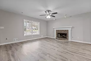 631 Saddlewood Dr, Lawrenceville, GA 30043 - Photo 5