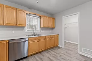 631 Saddlewood Dr, Lawrenceville, GA 30043 - Photo 13