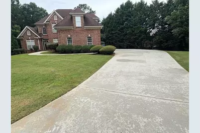 2727 Cedar Terrace, Conyers, GA 30094 - Photo 3