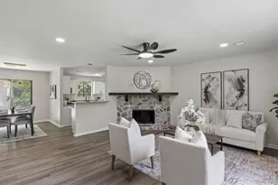 4912 Bayside Ct, Stone Mountain, GA 30088 - Photo 3