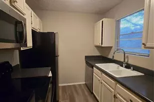 1717 Rondon Ct, Atlanta, GA 30316 - Photo 5