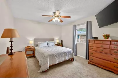 315 Hilderbrand Drive #B4, Sandy Springs, GA 30328 - Photo 11