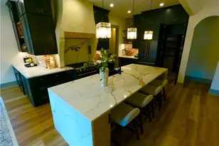 192 Upshaw Dr, Alpharetta, GA 30009 - Photo 7