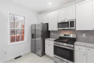 3349 Lathenview Court, Alpharetta, GA 30004 - Photo 5