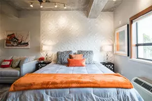 131 E Broad St, Athens, GA 30601 - Photo 7