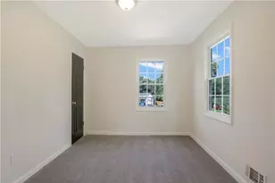 551 Valley Hill Rd SE, Riverdale, GA 30274 - Photo 17