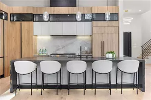 633 Pauley Pl, Sandy Springs, GA 30328 - Photo 11