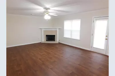 1595 Stephens Pond View, Loganville, GA 30052 - Photo 7