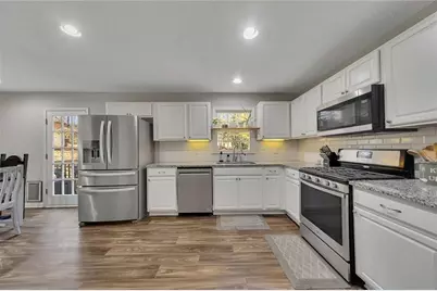 403 Allatoona Court, Woodstock, GA 30189 - Photo 9