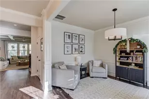 956 Brighton Park Cir, Hoschton, GA 30548 - Photo 9