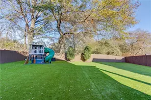 956 Brighton Park Cir, Hoschton, GA 30548 - Photo 39