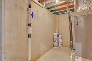 3085 Alcazar Dr SW, Lilburn, GA 30047 - Photo 71