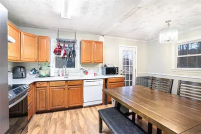 394 Burr Oak Court, Lawrenceville, GA 30046 - Photo 5