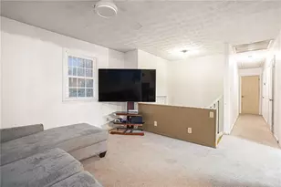 394 Burr Oak Ct, Lawrenceville, GA 30046 - Photo 3