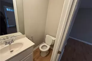 625 Simmons St, Gainesville, GA 30501 - Photo 3