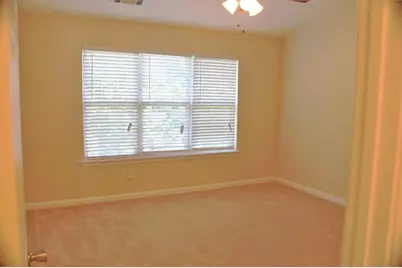 962 Tree Creek Boulevard, Lawrenceville, GA 30043 - Photo 15