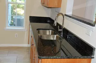 962 Tree Creek Blvd, Lawrenceville, GA 30043 - Photo 9