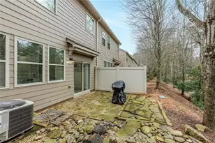 1561 Trailview Way NE, Atlanta, GA 30329 - Photo 33