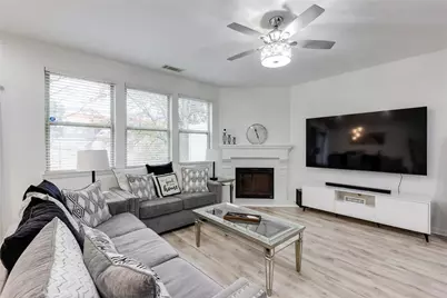 1561 Trailview Way NE, Atlanta, GA 30329 - Photo 13