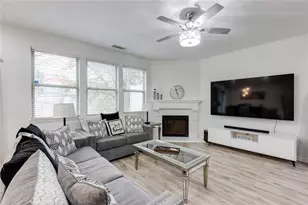 1561 Trailview Way NE, Atlanta, GA 30329 - Photo 13